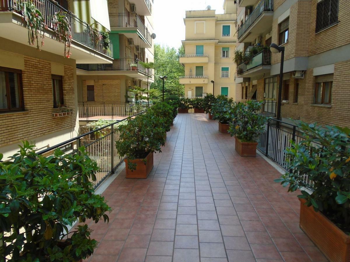 فندق La Tana Di Sofia روما المظهر الخارجي الصورة